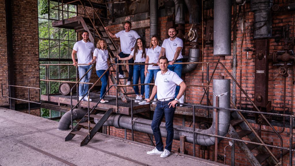 B&B Team